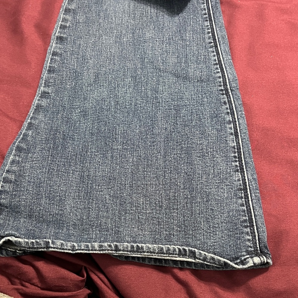 American Eagle Outfitters Dark Blue Flare Jeans - Picture 4 of 4